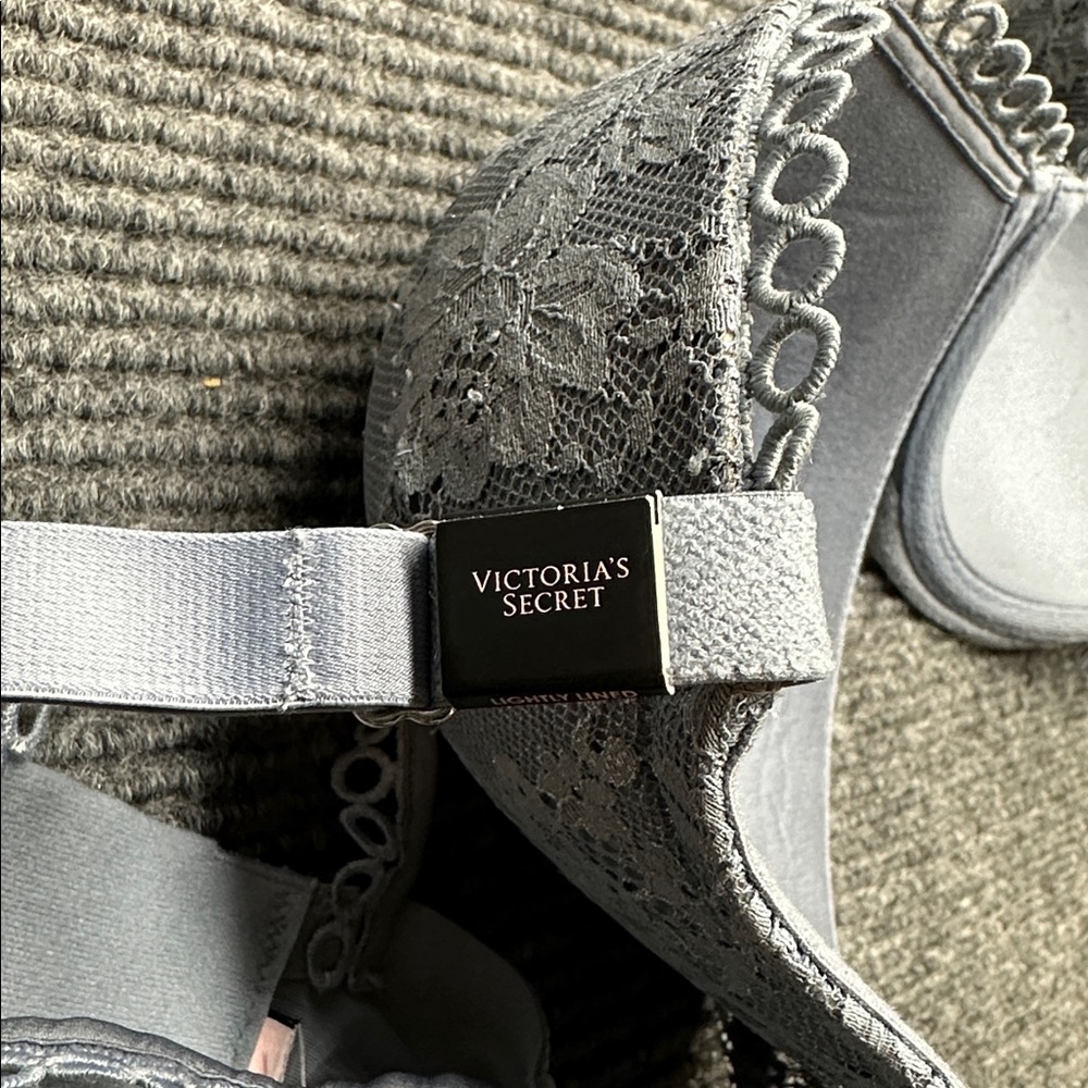 Victoria’s Secret Shimmer Lace Underwire Bra 38DDD 38F Dusty Blue-ish Gray - Picture 9 of 10